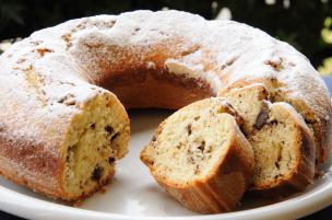 Ciambellone ricotta e gocce di cioccolato