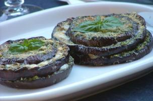 Sandwich di melanzane al pesto