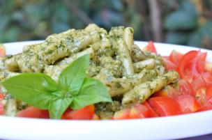 Pasta con pesto alla trapanese