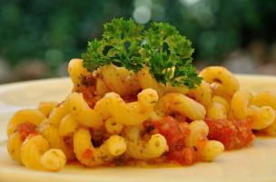 Pasta con pomodori al forno