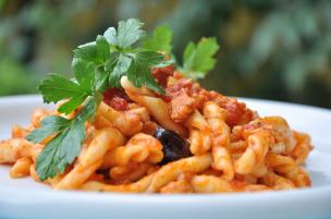 Pasta al sugo di persico