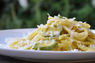 Pasta zucchine e zafferano