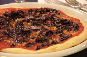 Pizza al radicchio