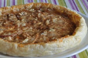 Torta salata gorgonzola, pera e noci