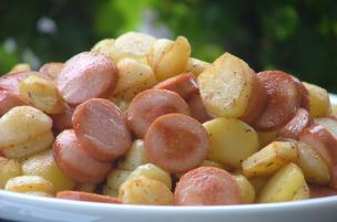 Wurstel e patate in padella