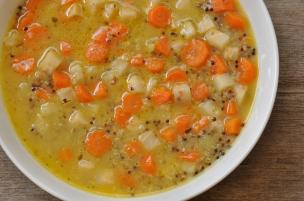 Zuppa di carote, patate e sedano rapa