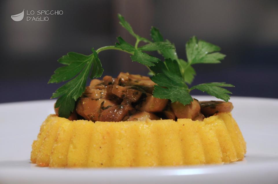 Tortini di semolino ai funghi Tortini di semolino ai funghi