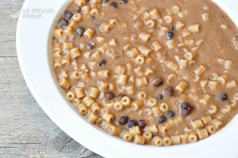 Zuppa di ceci neri della Murgia