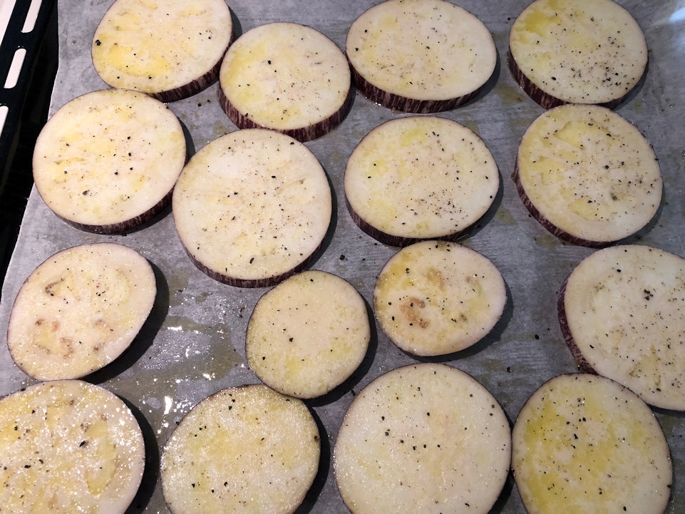 Melanzane pronte per la prima cottura